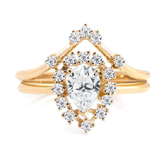 Pear Moissanite Ring Set